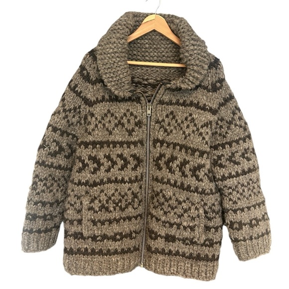 Cowichan authentic XXL or XL full wool in excellent condition- Unisex great cond - Picture 1 of 15